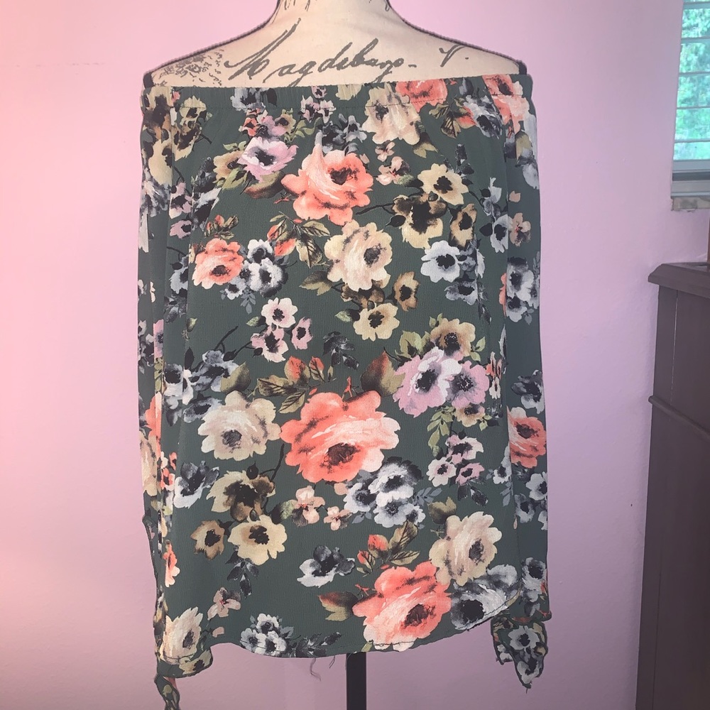 Off shoulder top